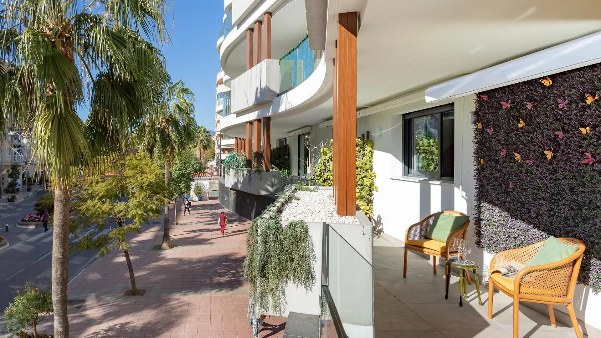 Genteel Home Infinity Εστεπόνα