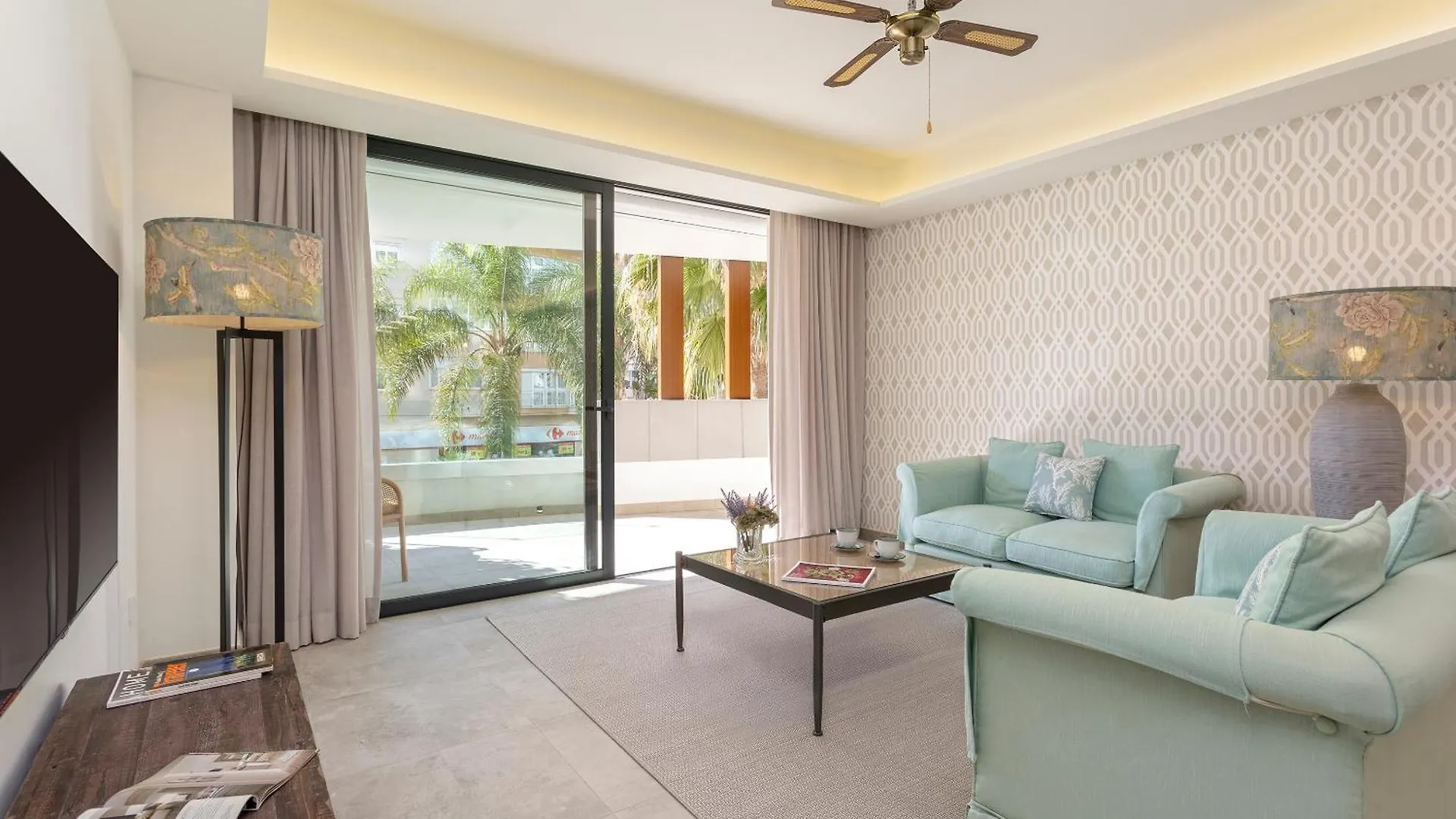 Διαμέρισμα Genteel Home Infinity Εστεπόνα